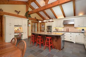 Kitchen - Country homes for sale and luxury real estate including horse farms and property in the Caledon and King City areas near Toronto